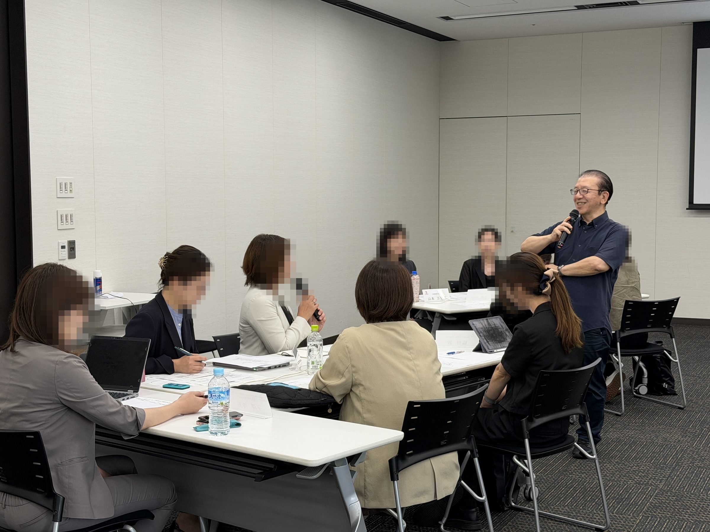 LinkNext社会研究所の講座の様子